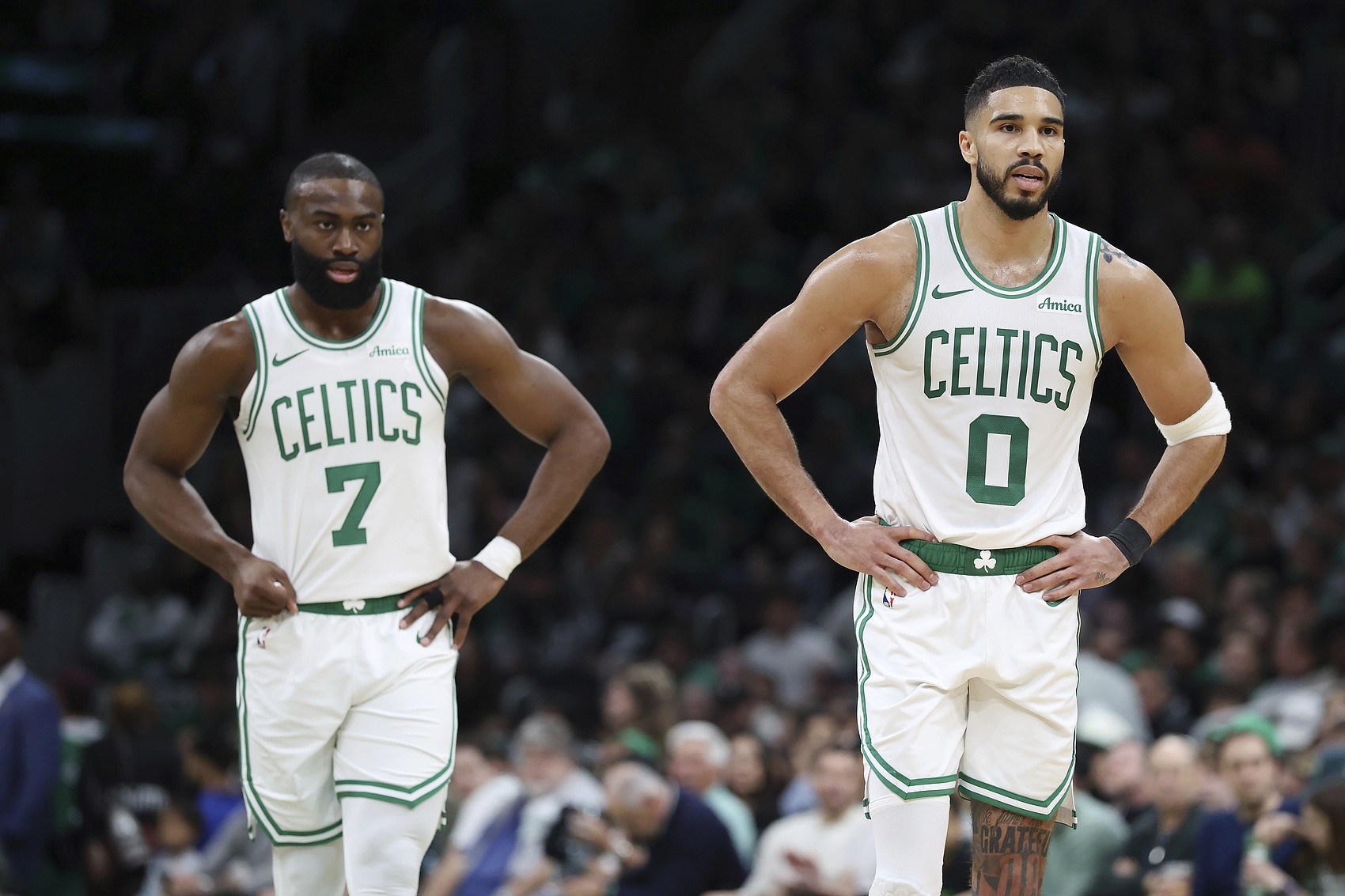 世界杯赛事直播-NBA彩经：绿军小胜独行侠 火箭难胜开拓者 马刺破船 湖人胜步行者